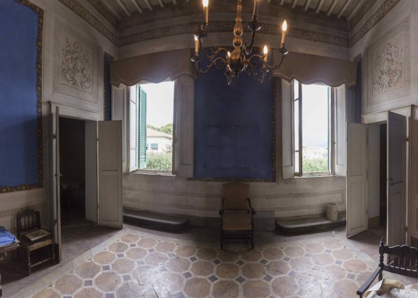 Ingrandisci la foto