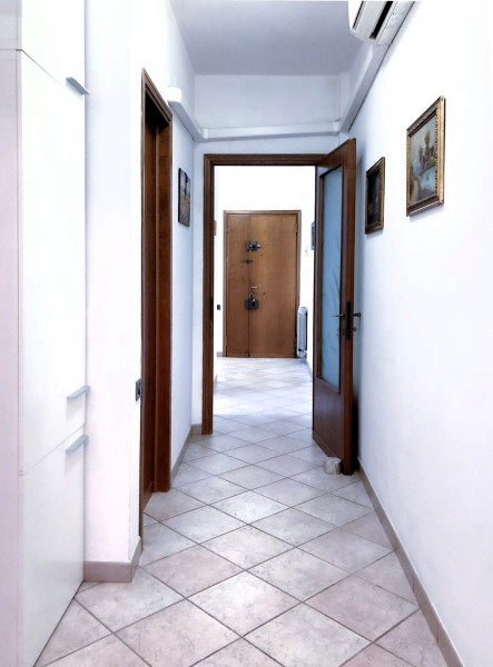 Ingrandisci la foto