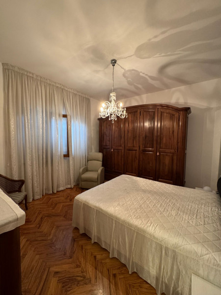 Ingrandisci la foto