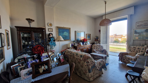 Ingrandisci la foto