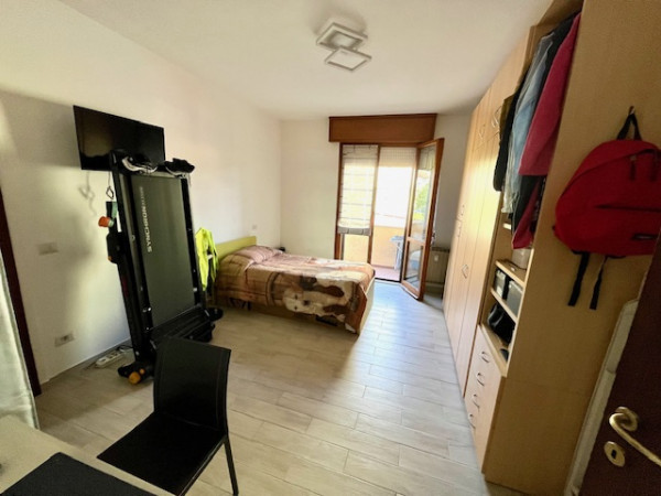 Ingrandisci la foto