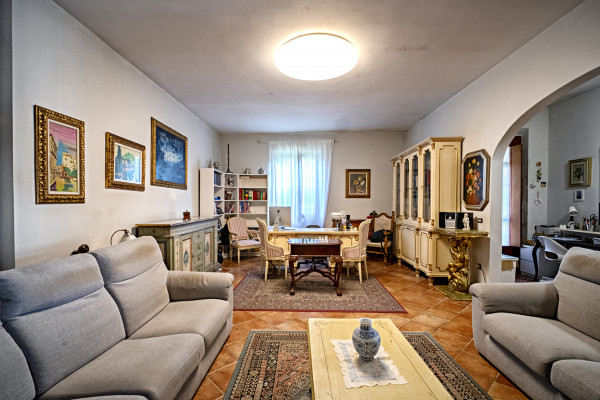 Ingrandisci la foto