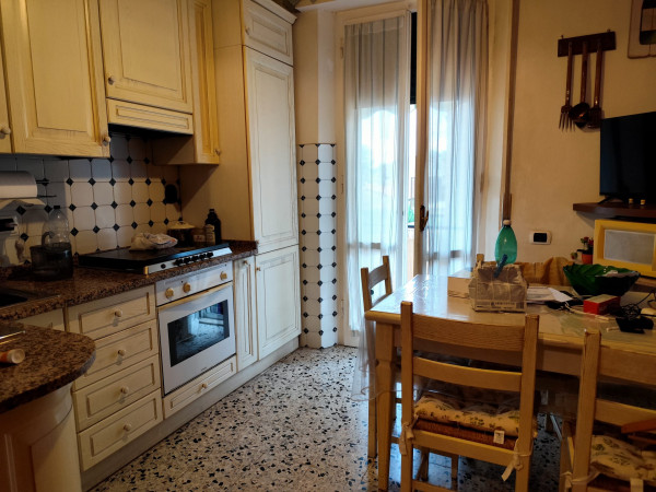 Ingrandisci la foto